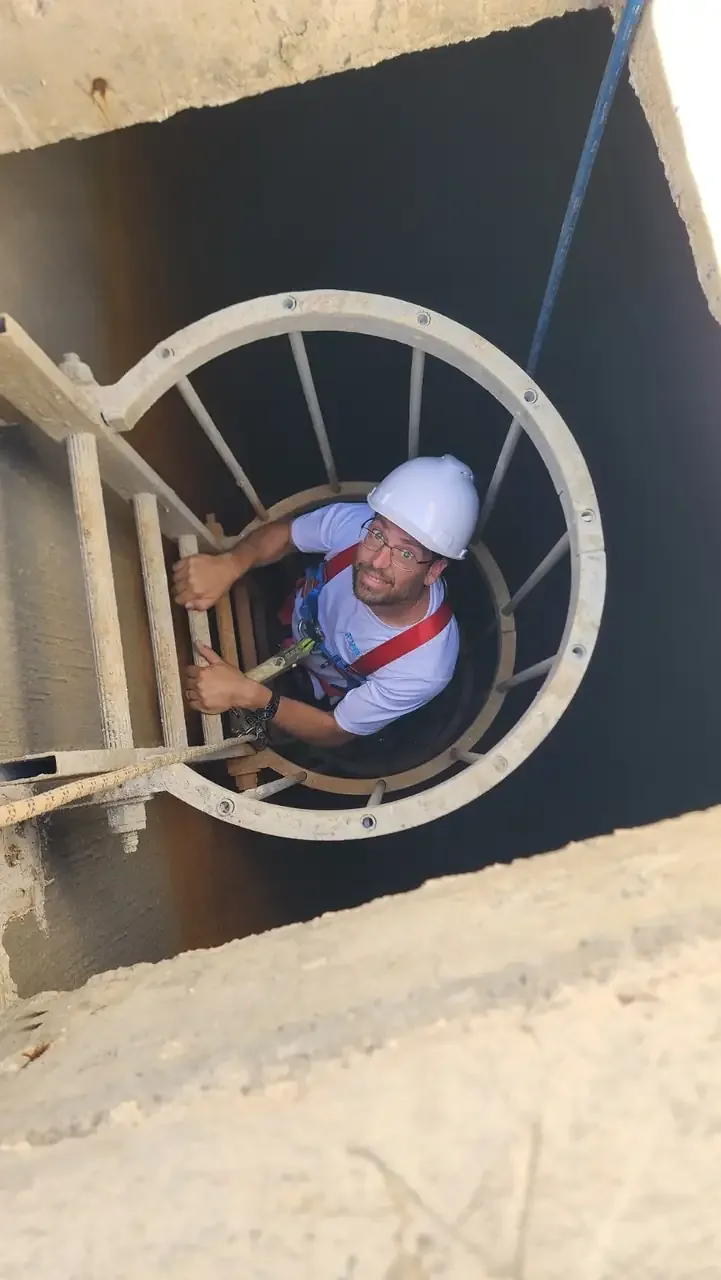 עבודה עם רתמת בטיחות